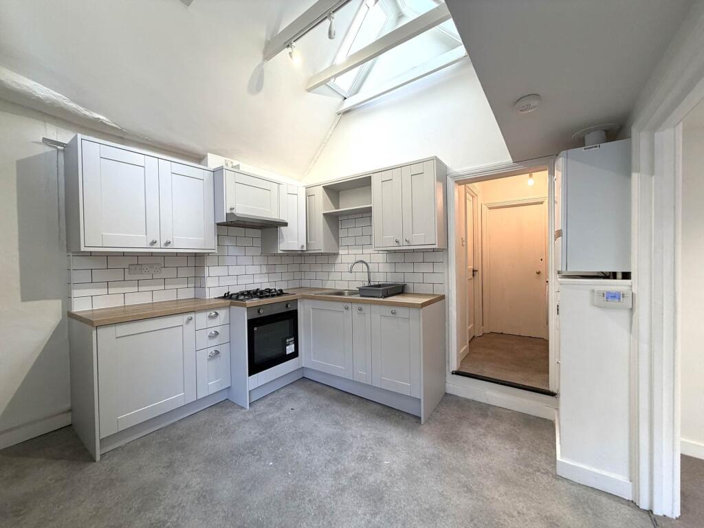 Apartment in Canterbury - View 2