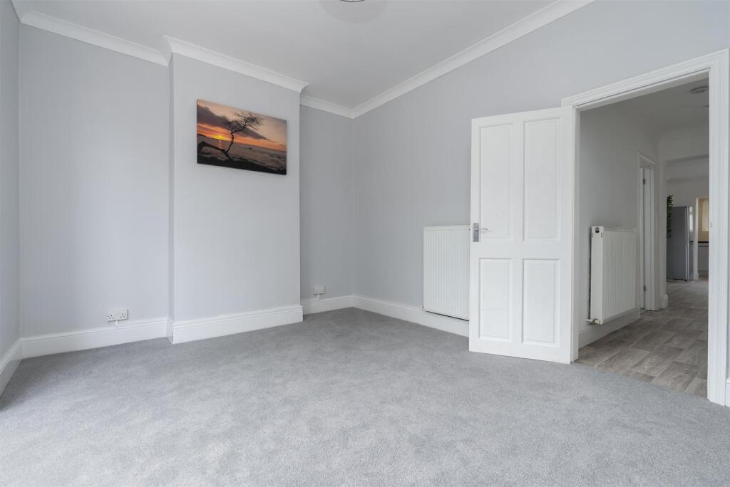 Nellgrove Road, Hillingdon photo 4