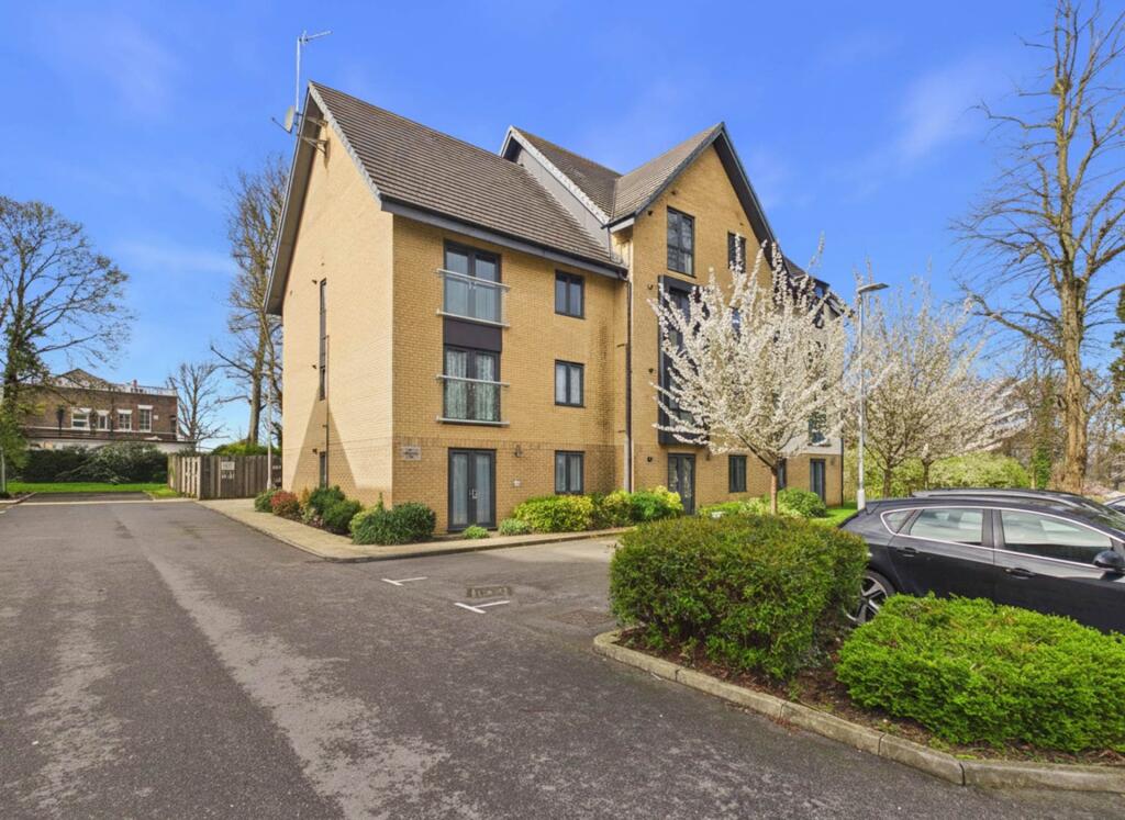 Main image of property: Jonathan Henry Place, Luton