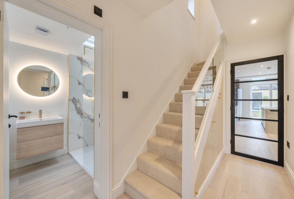 Additional image 9 of Wellsway, Bath, Somerset, BA2