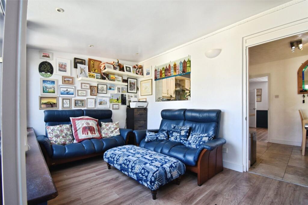 House in Milton Keynes - View 4