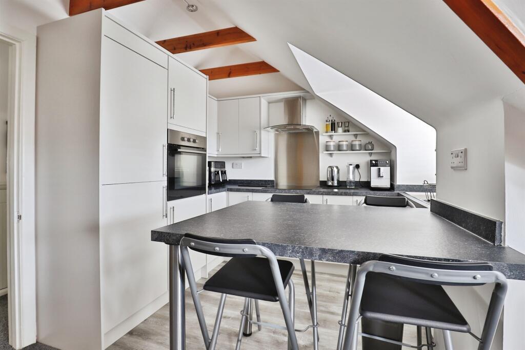 Apartment in Bournemouth - View 5