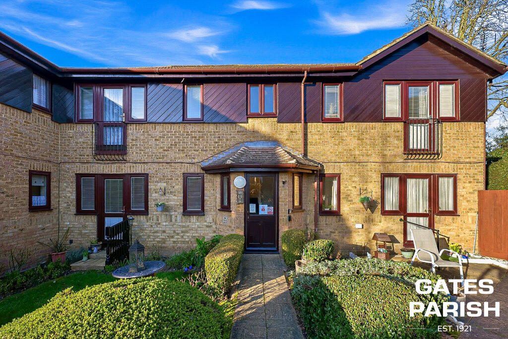 Main image of property: Upminster Road South, Rainham, RM13