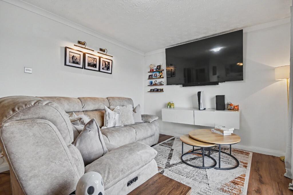 Apartment in Paisley - View 4