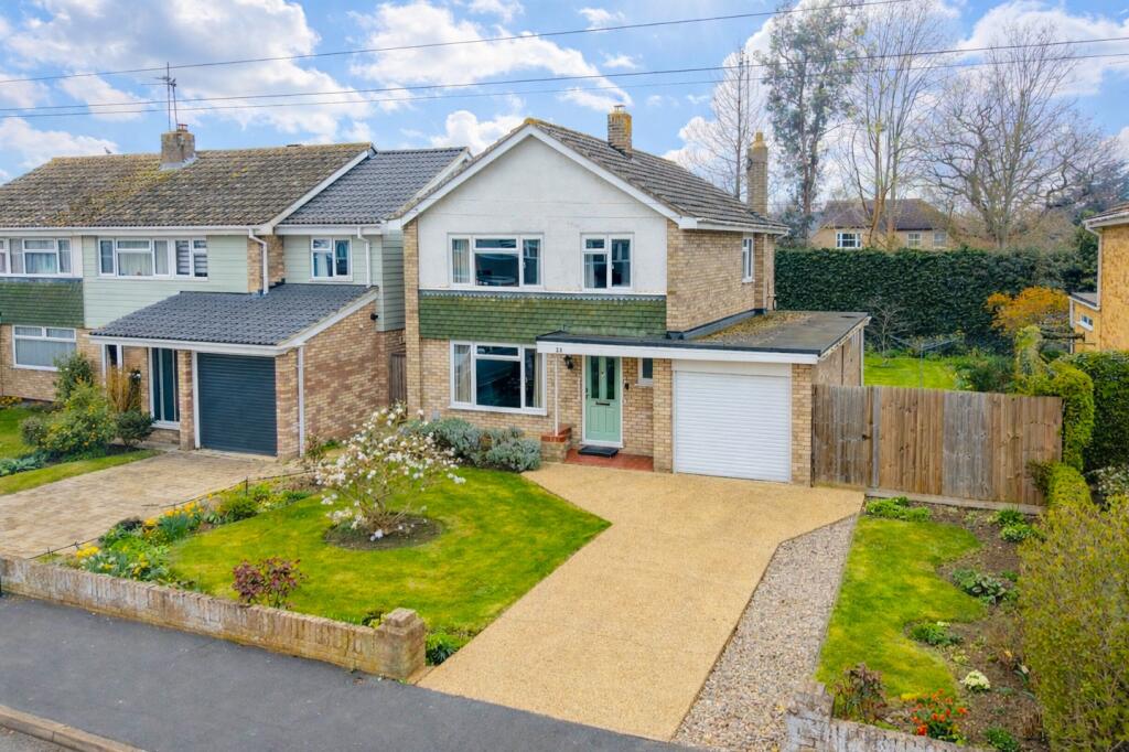 Main image of property: Parkway, St. Ives, Cambridgeshire, PE27