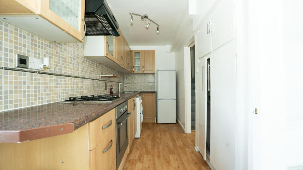 Apartment in London - View 5
