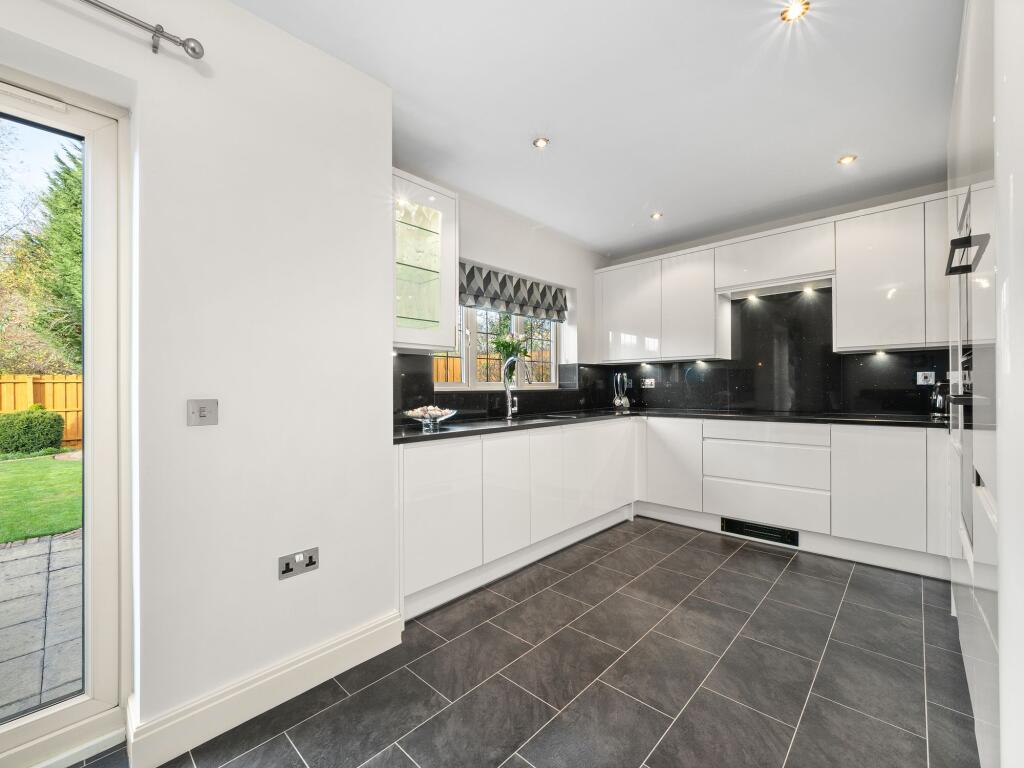 Additional image 11 of Hinchwick Court, Dorridge, B93