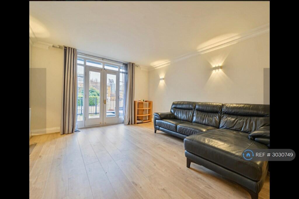 Main image of property: Trinity Street, Southwark, SE1