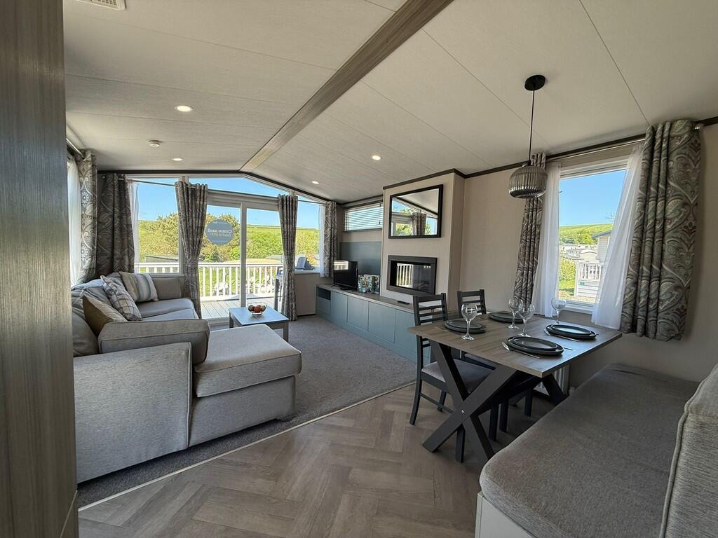 Newquay Bay Holiday Resort, Cornwall. TR8 4AS - View 3