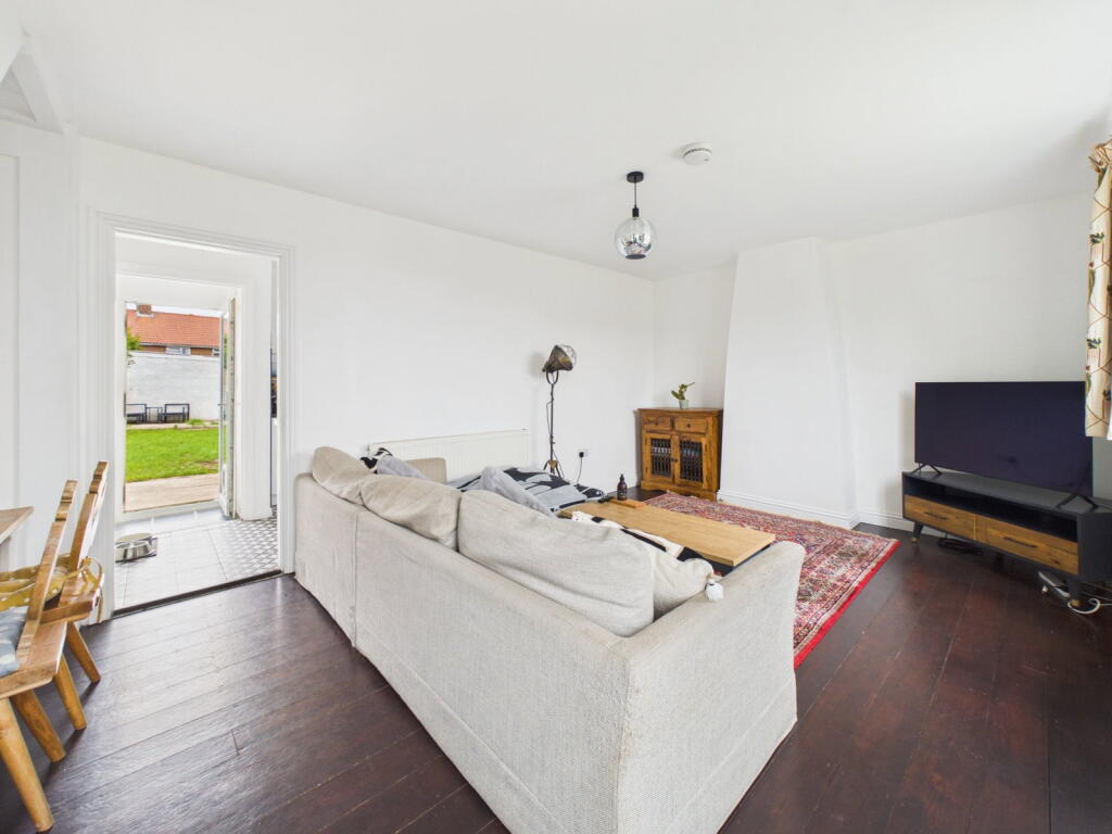 House in Brighton - More