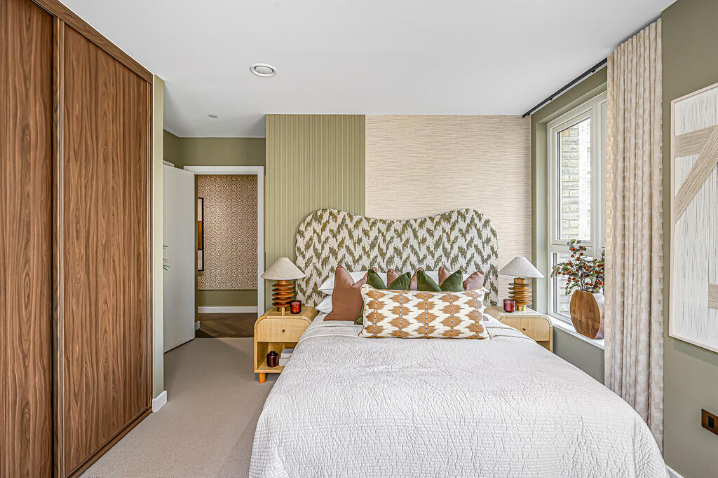 Apartment in London - View 5