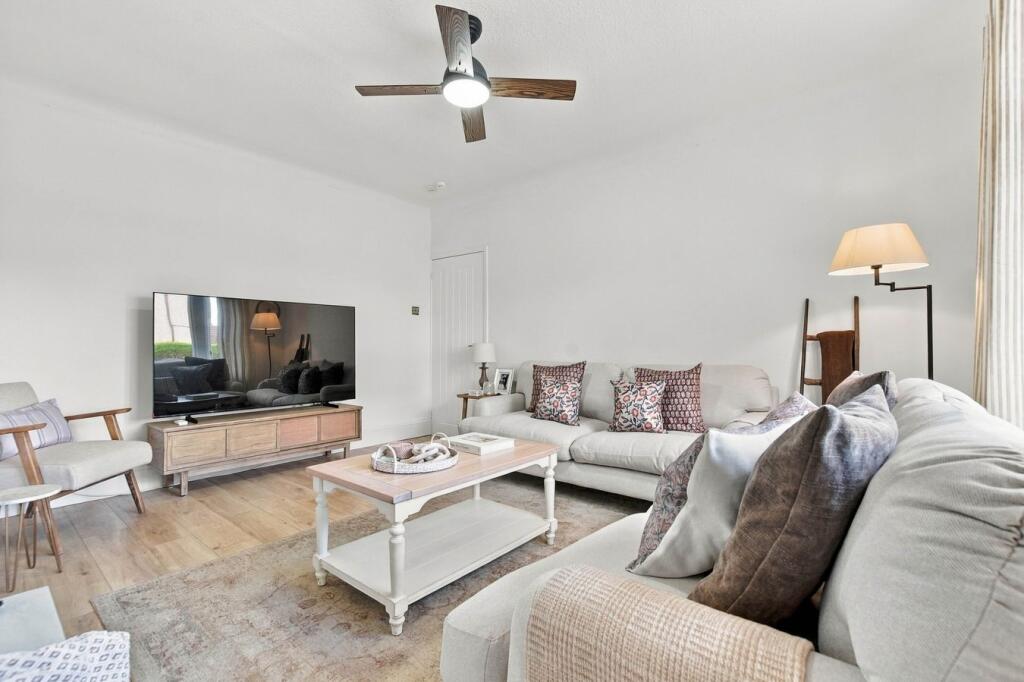 House in Kilmarnock, North Ayrshire - View 5