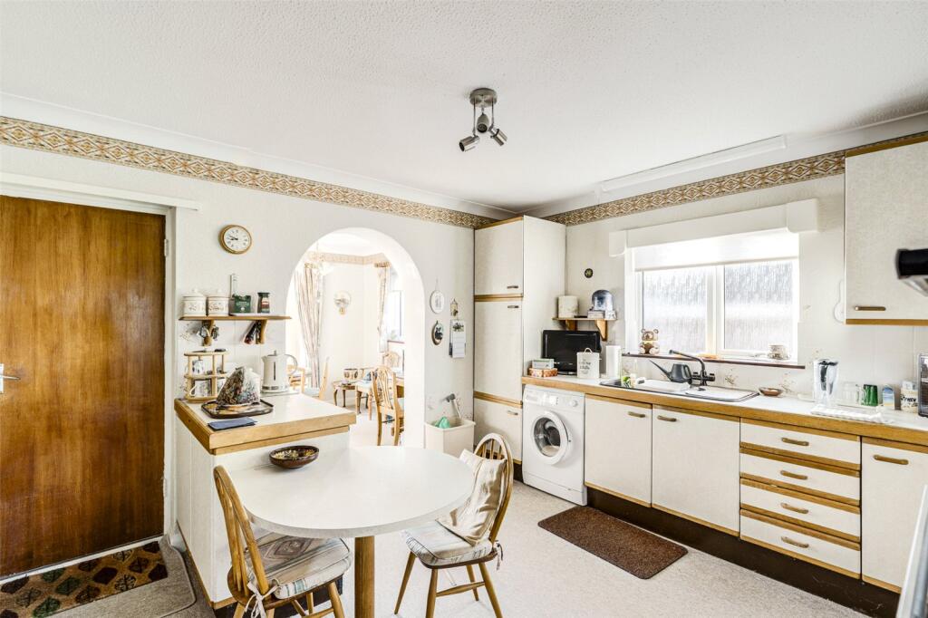 House in Brighton - More