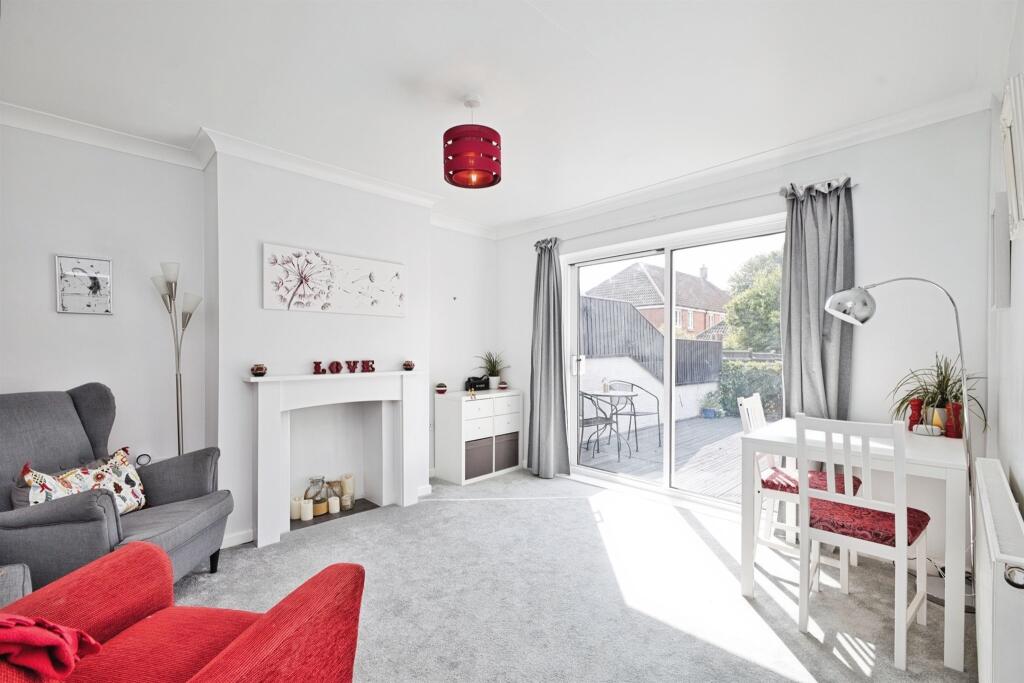 House in Yeovil, Somerset - View 5