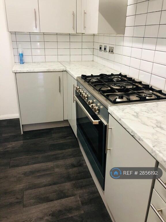 Main image of property: Liverpool Road, Reading, RG1