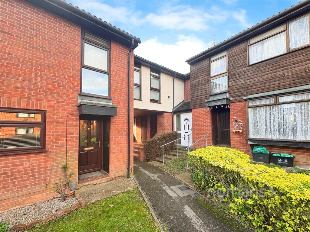 1-bed terraced on Carshalton Way, Lower Earley, Reading, £230,000