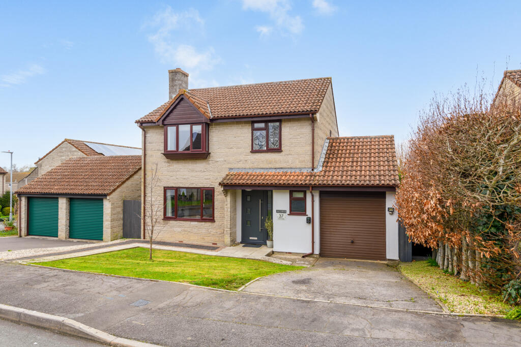 Main image of property: Holm Oaks, Butleigh