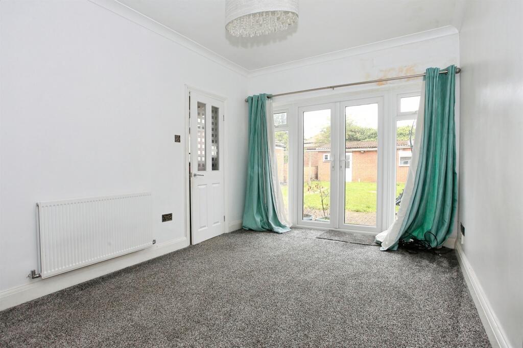 House in Peterborough - View 3
