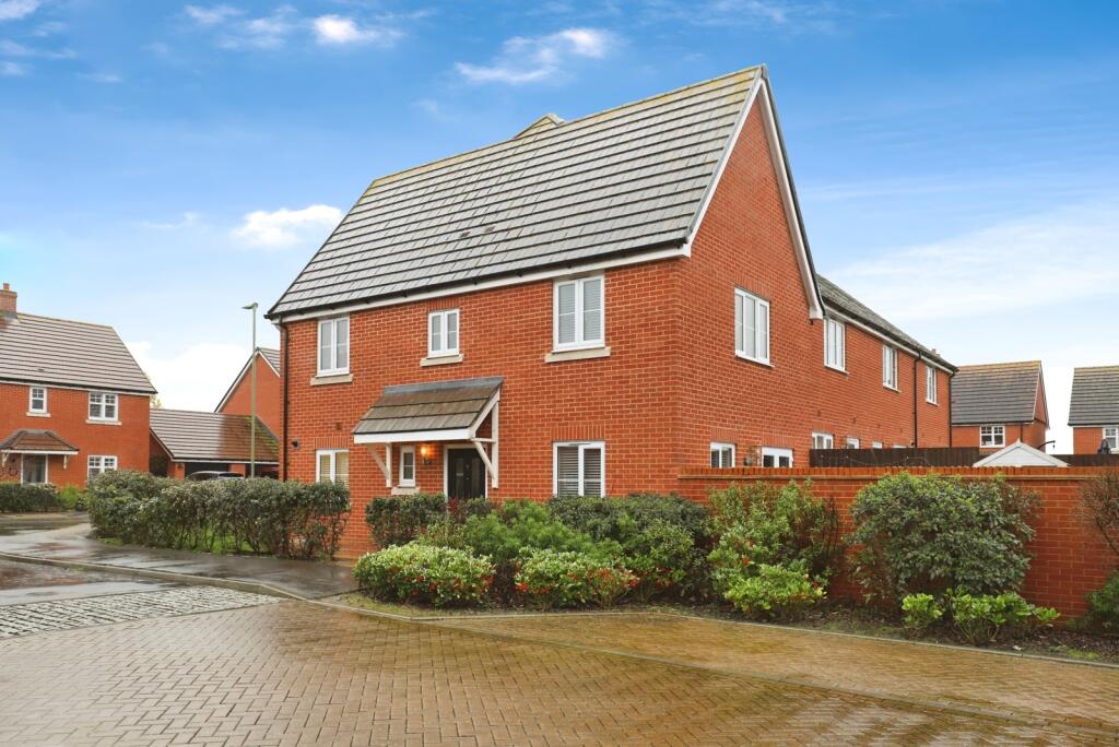 Main image of property: Narrowleaf Drive, Ringwood, Hampshire, BH24