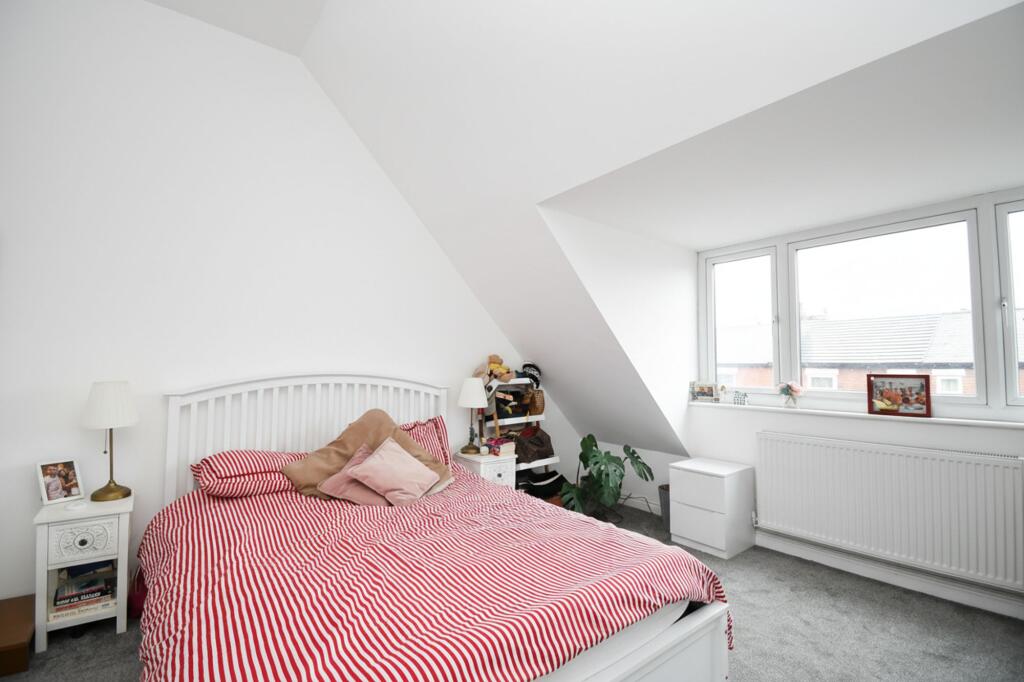 Trafford Road, Eccles, M30 - View 5