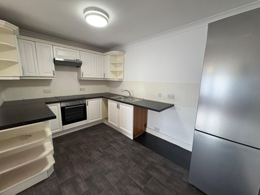 Apartment in Dartford, Kent - View 5