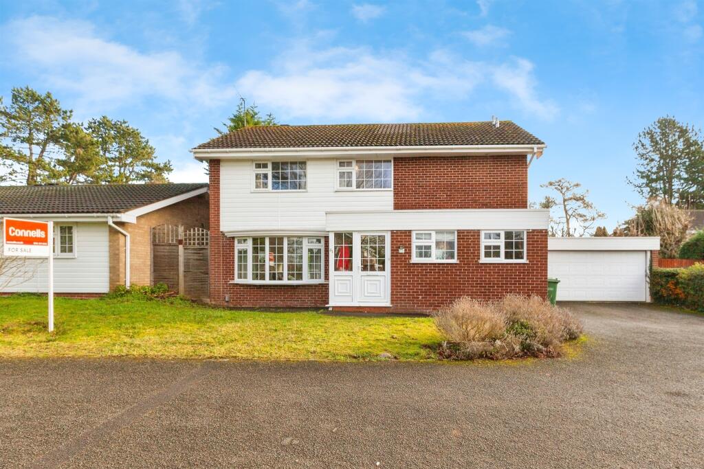 Main image of property: The Yews, Oadby, Leicester