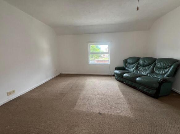 Lounge (116a)