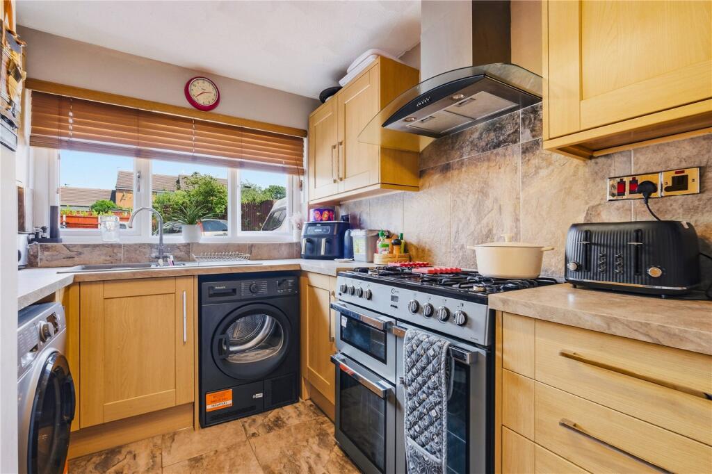 Beatrice Place, Blackburn, Lancashire, BB2 photo 3