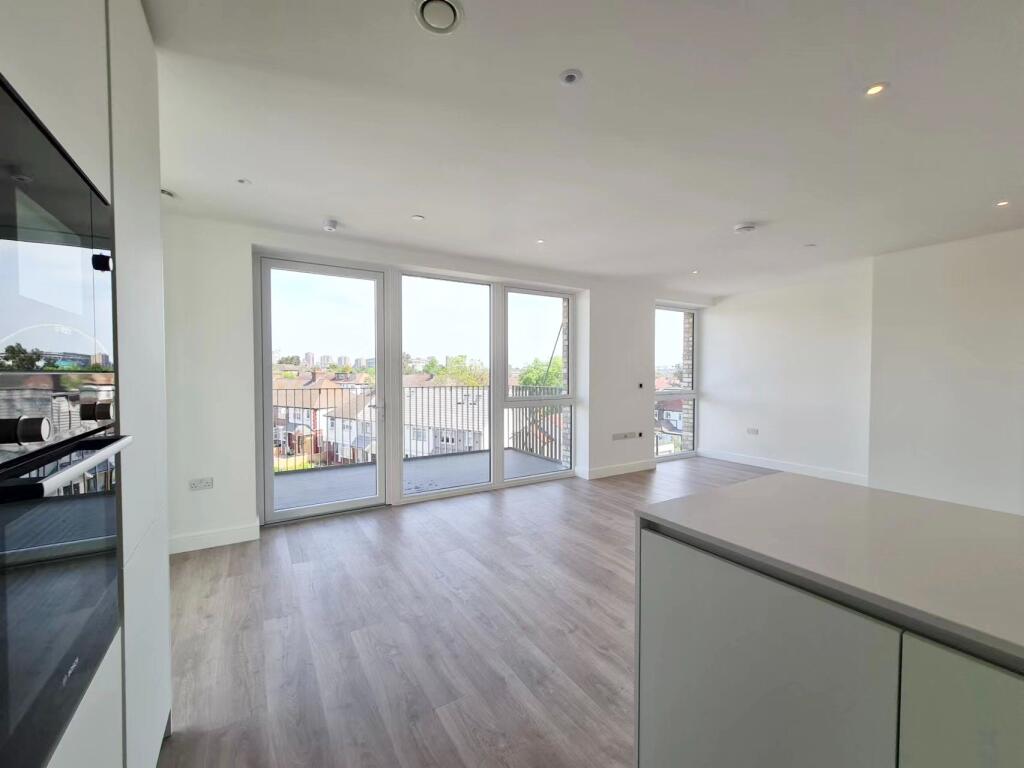 Main image of property: Unison House - P1773