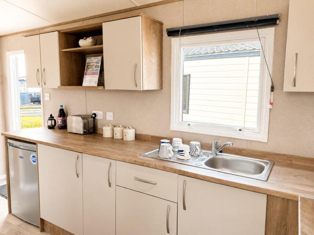 Seaview Holiday Park, St John's Rd, Whitstable , CT5 2RY - View 5