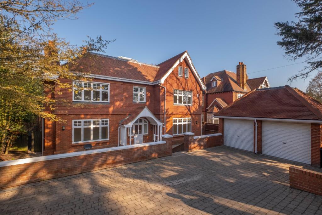 Main image of property: Kingston Vale London SW15