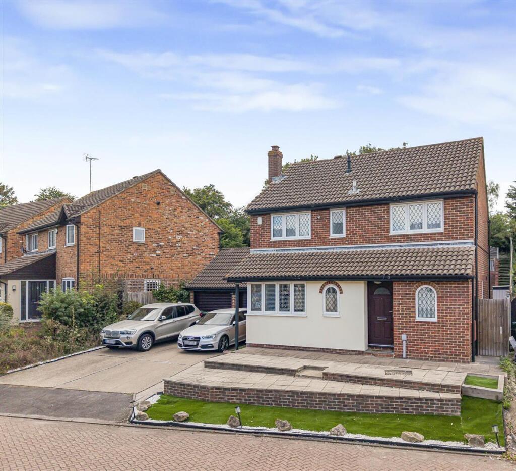 Main image of property: The Sandpipers, Gravesend