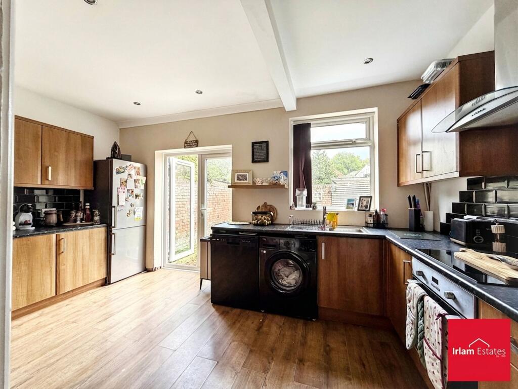House in Salford, Greater Manchester - View 5