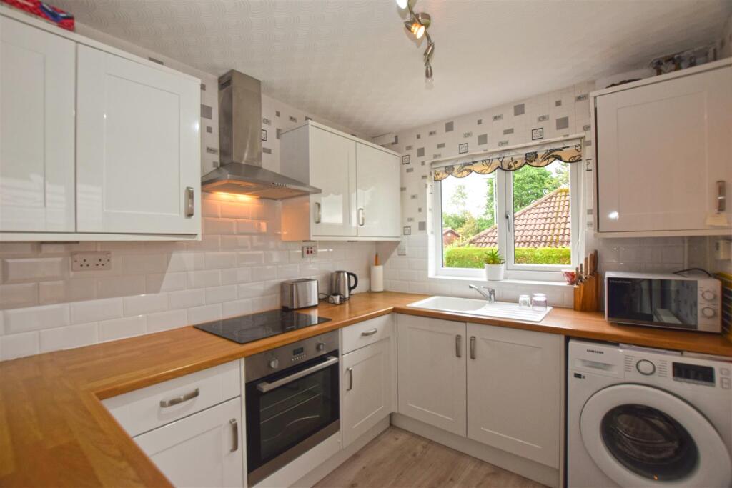 House in Rochdale, Broadhalgh - View 4