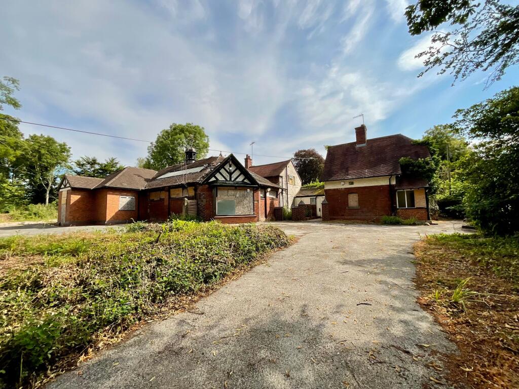 Station Road, Barlaston, ST12 - View 5