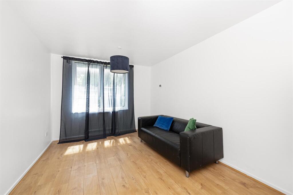 Main image of property: Heaton Road, Peckham