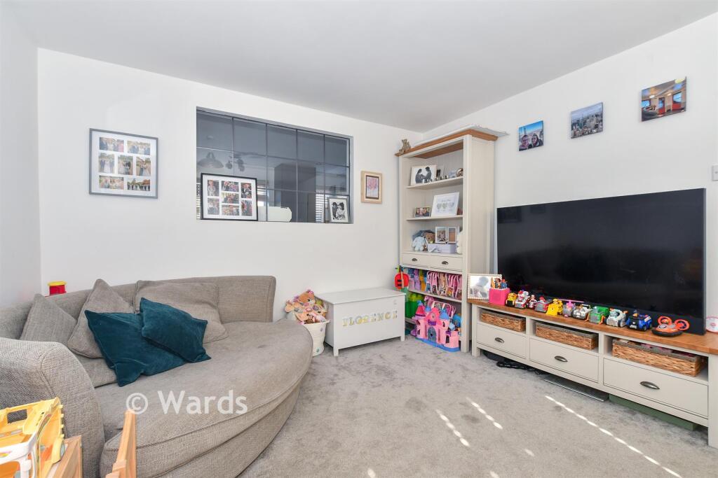 House in Tonbridge - View 5