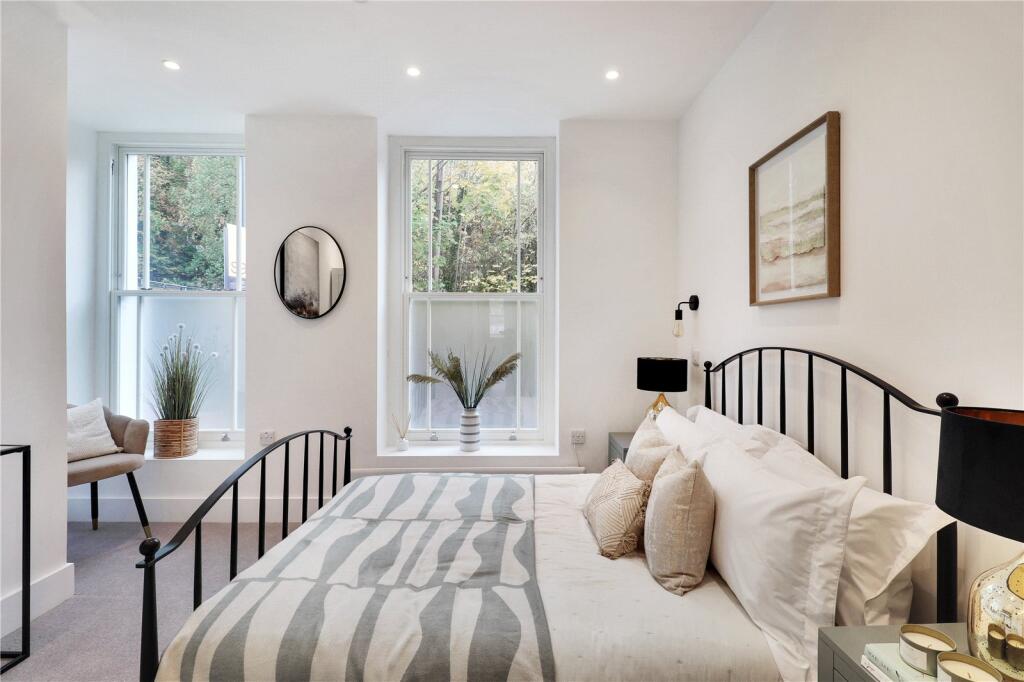 Main image of property: Apt 1 Mount Pleasant Avenue, Tunbridge Wells, Kent, TN1