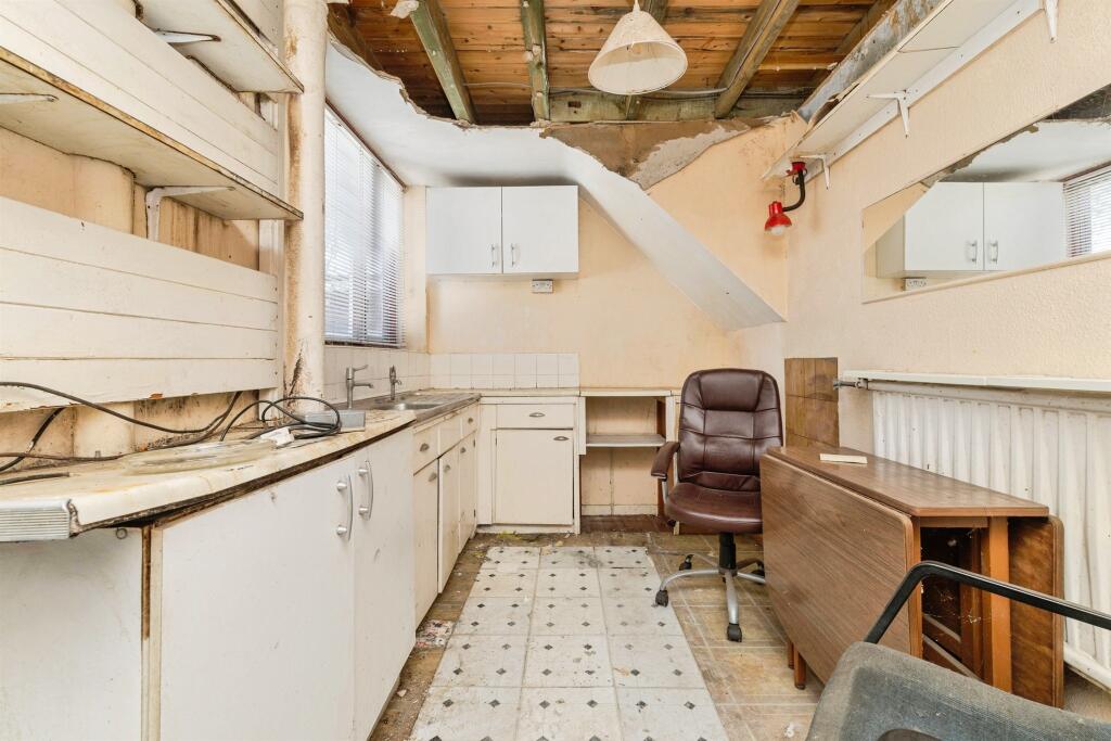 House in Stockton-on-Tees, Hartlepool - More
