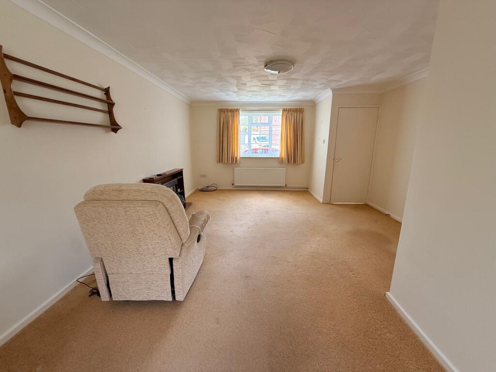 Additional image 3 of Longcroft Road, Yeovil, Somerset, BA21 4RR