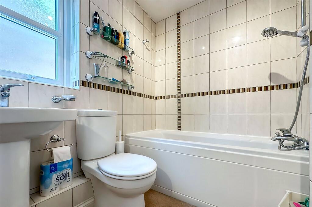 House in Littlehampton, Toddington - View 6