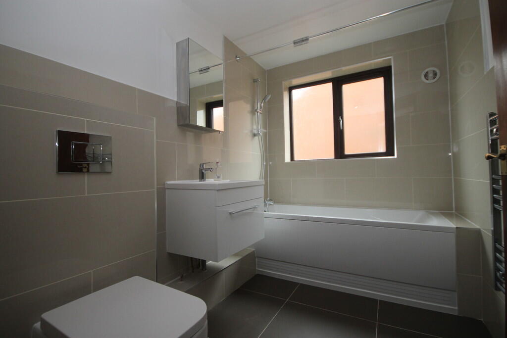 Foxton Court, Hinckley photo 5
