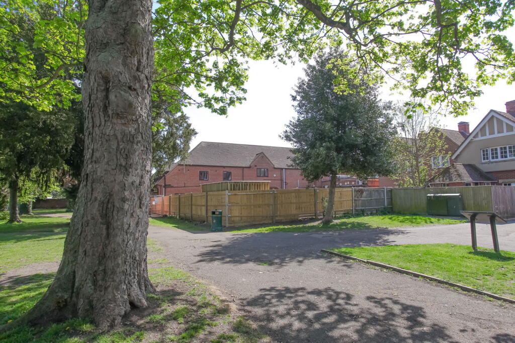 Apartment in South Oxfordshire, Winterbrook, Wallingford - View 3