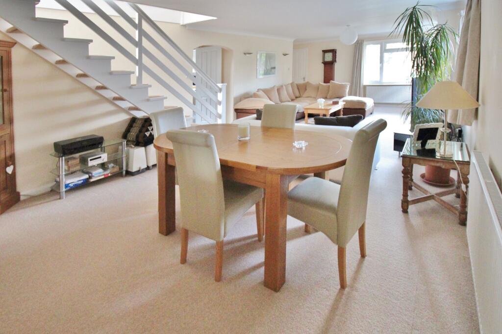 Deepdene, Wadhurst, TN5 photo 4
