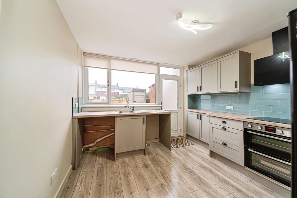 Leeward Circle, Glasgow, G75 photo 4