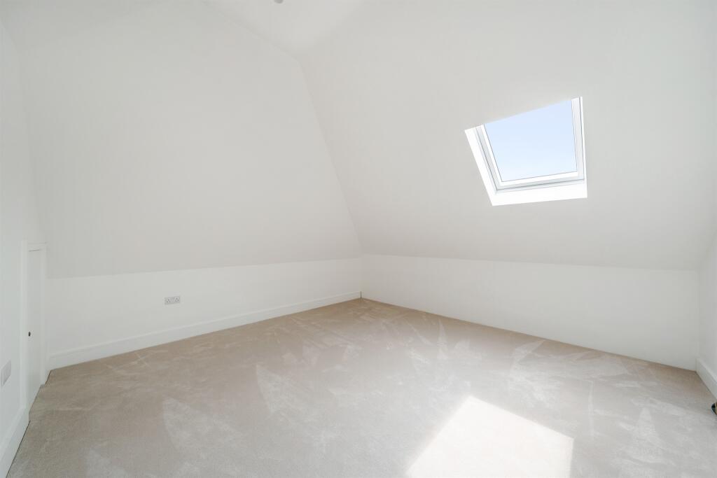 Additional image 13 of Mount Pleasant Lane, Bricket Wood, St. Albans