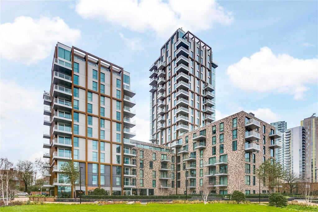 Main image of property: Woodberry Down, 
Hackney, N4