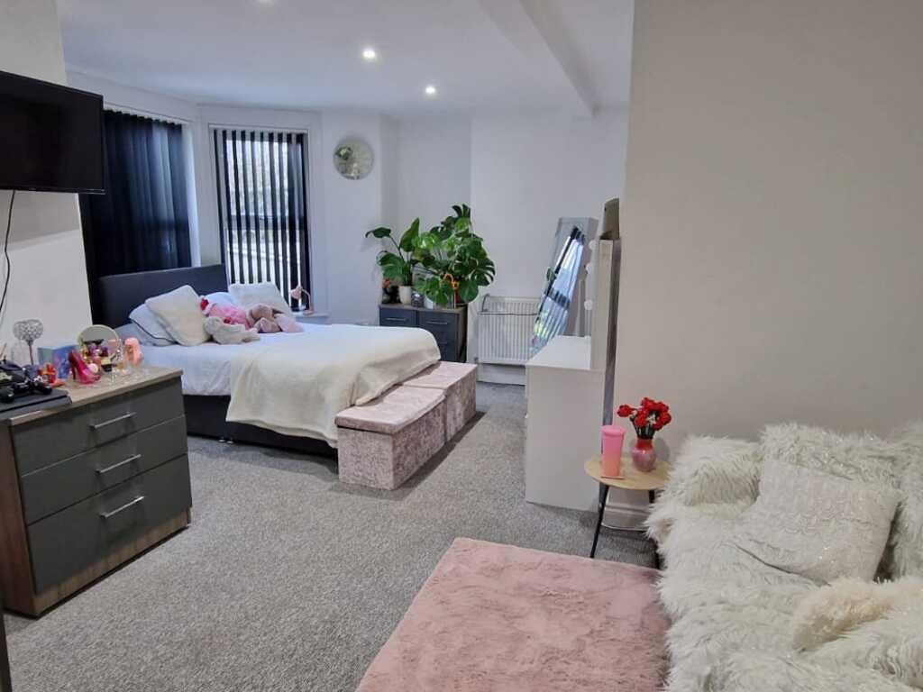 Main image of property: 74 Lisson Grove