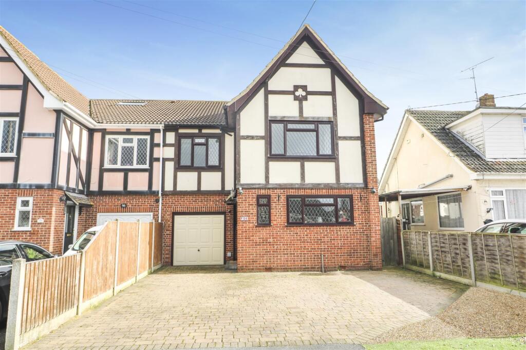 Main image of property: Promenade, Mayland