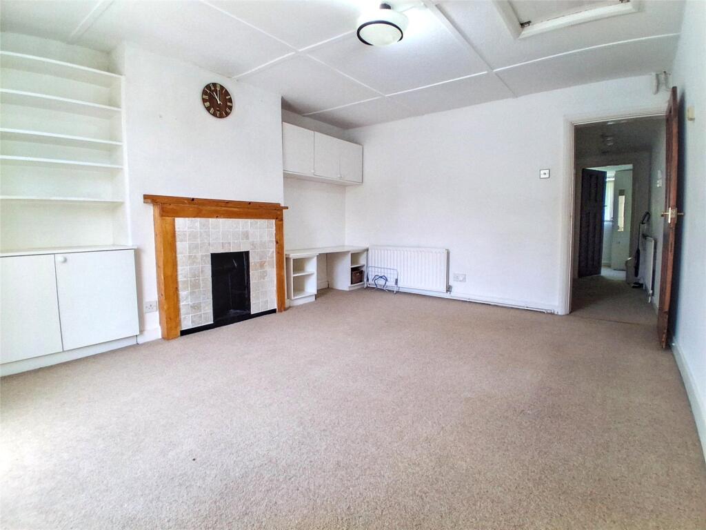 Apartment in London, High Barnet - View 3